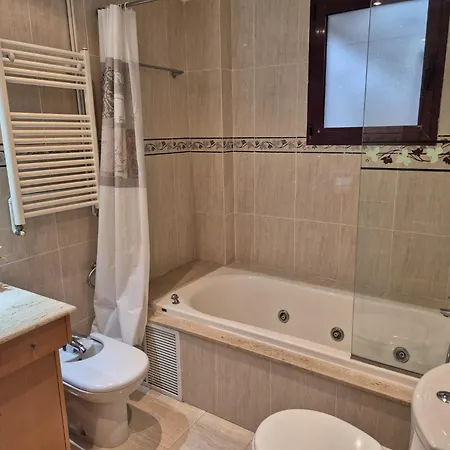 Pinedo Playa Y Garaje Apartament *