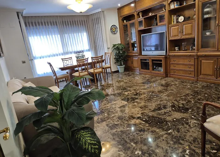 Pinedo Playa Apartment *